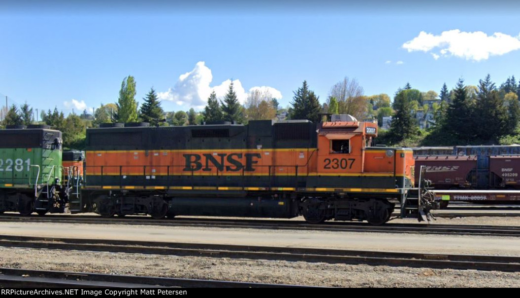 BNSF 2307